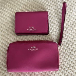 Magenta Coach Wristlet & Card Holder